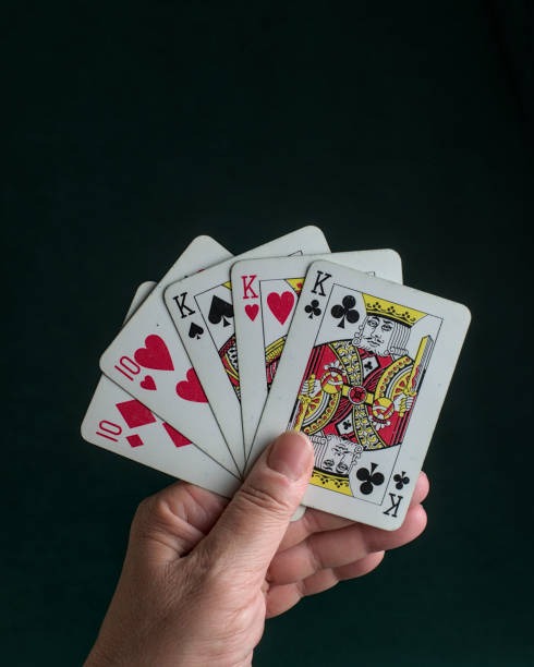 Speed Blackjack live-dealer table with dealer, player hands, and decision timer